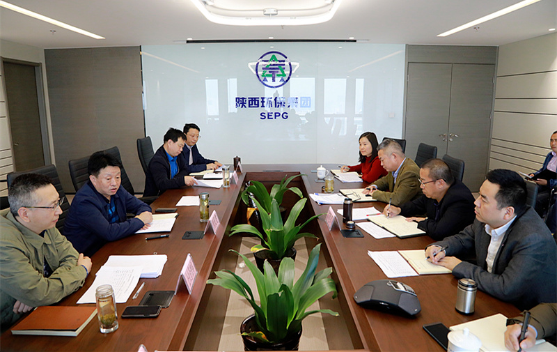 熊良虎在听取水环境公司专题汇报时强调：咬定指标、坚定信心，以决战决胜姿势完玉成年经营工作