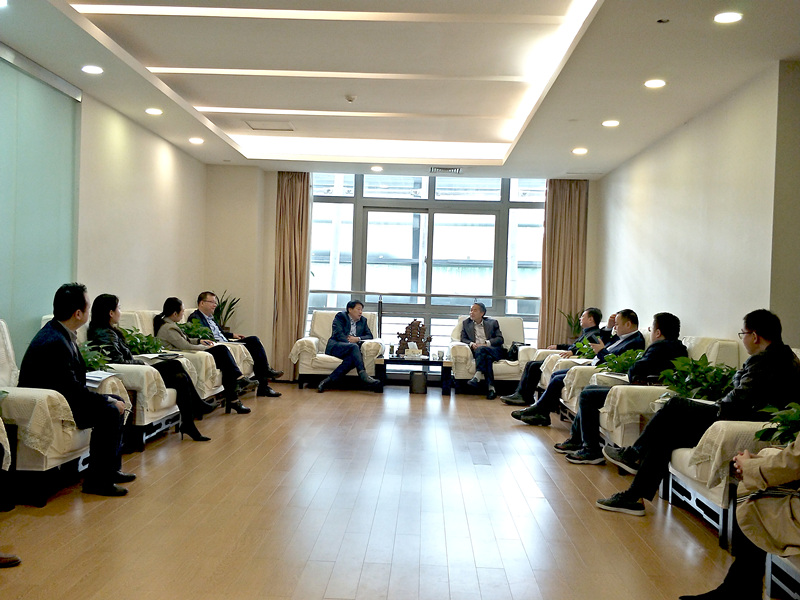 陕西J9集团集团与西安国际港务区管委会互换座谈 陕西J9集团集团与西安国际港务区管委会互换座谈
