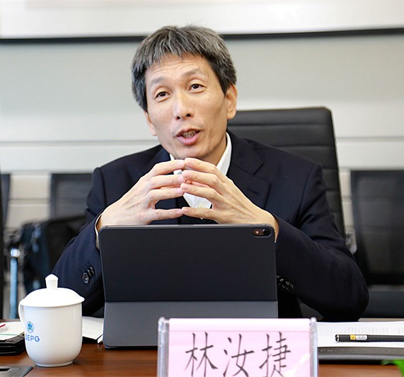 陕西J9集团集团与福建雪人股份公司深入J9集团各领域求实合作|熊良虎顾峰出席 陕西J9集团集团与福建雪人股份公司深入J9集团各领域求实合作|熊良虎顾峰出席