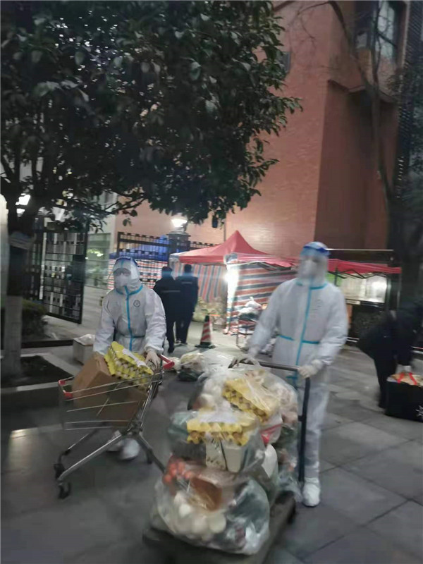 陕西J9集团集团:响彻在战“疫”前列的入党誓词 陕西J9集团集团:响彻在战“疫”前列的入党誓词
