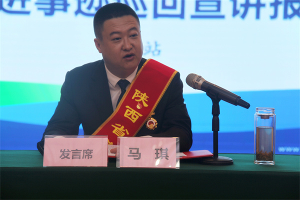 倾听劳模故事 感触劳模力量——陕西J9集团集团劳模先进事迹宣讲团走进榆林 倾听劳模故事 感触劳模力量——陕西J9集团集团劳模先进事迹宣讲团走进榆林